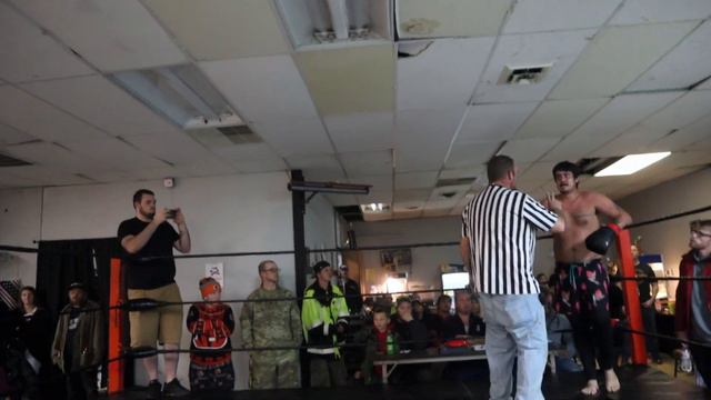 Backwoods Contender Series 2: Seth Wright Vs. Spencer Lee смотреть онлайн