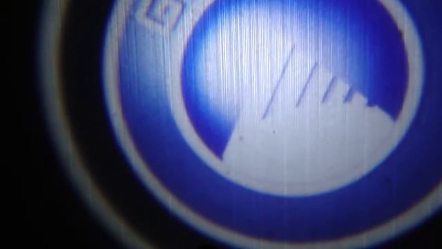 Лазерная проекция Geely из дверей вашего авто. смотреть онлайн