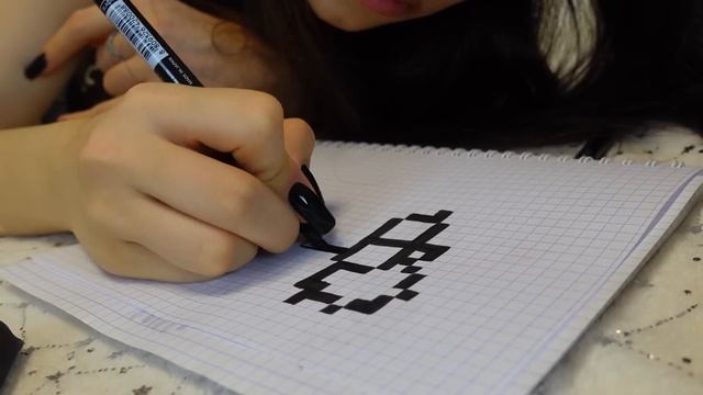 РИСУЕМ по КЛЕТОЧКАМ с МАМОЙ? Новогодние РИСУНКИ? смотреть онлайн