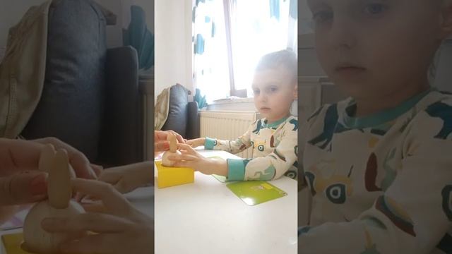 Вариант игры с Кроликом БУ.Развиваем пространственные представления.