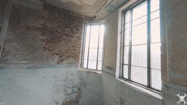 CINEMATIC FPV SERIES. Palace of Svyatopolk Chetvertinsky/Прогулка по дворцу Святополк Четвертинских смотреть онлайн