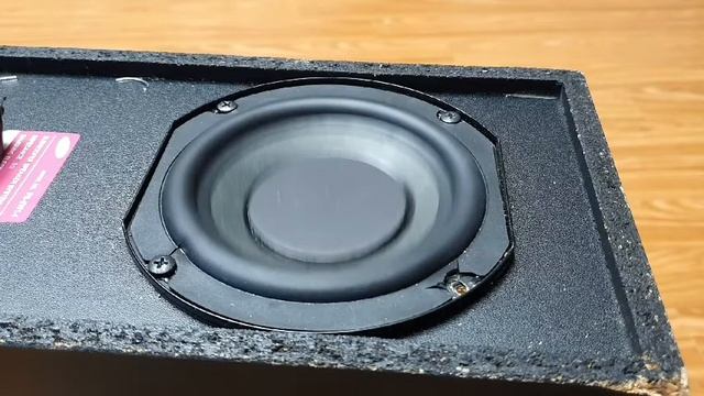 samsung speaker bass test смотреть онлайн