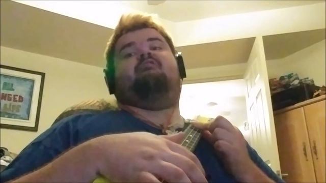 Simple Chords With a Ukulele смотреть онлайн