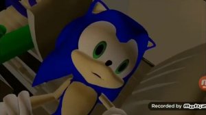 соник и балди пытаються сбежать от гренни