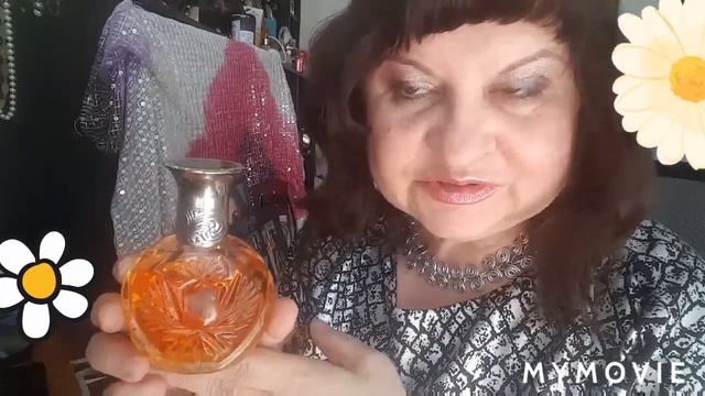 DAFFODILS/ NARCISSIS FLOWERS IN PERFUMES смотреть онлайн