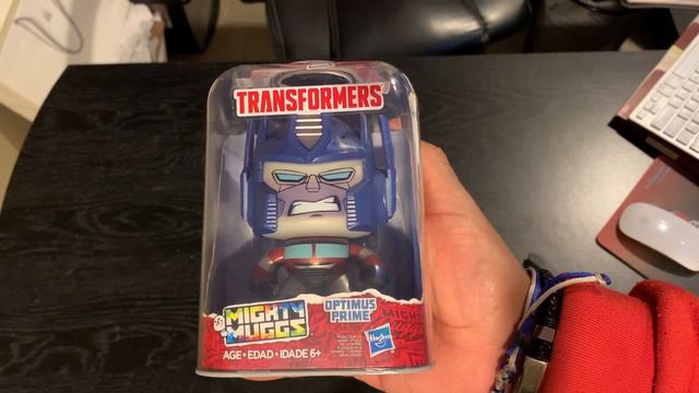 TRANSFORMERS Mighty Muggs Face Changer Optimus Prime Unboxing смотреть онлайн