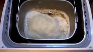 хлебопечка в работе