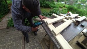 САДОВАЯ СКАМЕЙКА своими руками ИЗ ПОДДОНОВ,  DIY GARDEN BENCH. (все размеры есть в видео)