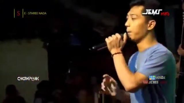 S-THREE NADA 'Mama' Donny Alndria смотреть онлайн