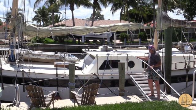 Removing the Jib Track and using Git Rot on Toe Rail смотреть онлайн