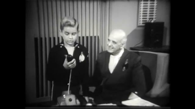 Rocky Jones, Space Rangers 1954 S01E30 Inferno in Space Chap 1 смотреть онлайн