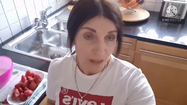 Наша жизнь в Германии. ? Ура наконец 7 класс идёт в школу. мой ребёнок готов сам делать тест ?? смотреть онлайн
