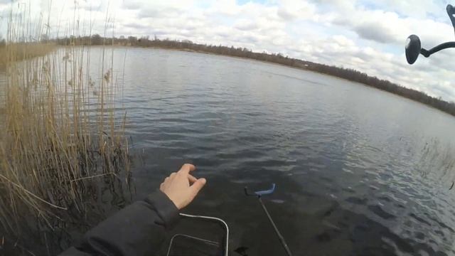 Плотва ранней весной или рыбалка на фидер на Милятинском водохранилище. Март 2020 смотреть онлайн