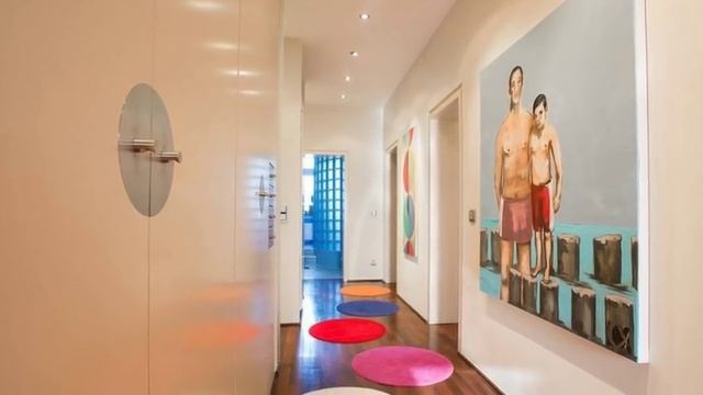 Смелые идеи дизайна большой прихожей и коридора смотреть онлайн