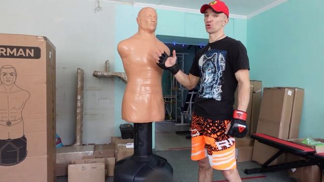 Герман груша. Реалистичный манекен, максимально приближенный к человеческому телу! смотреть онлайн