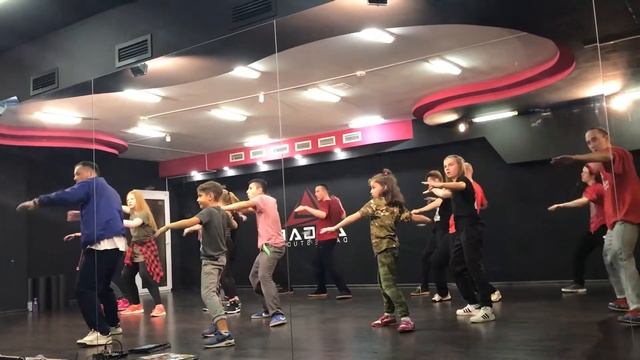 P.Z. ЦЕХ Взрослые смотреть онлайн