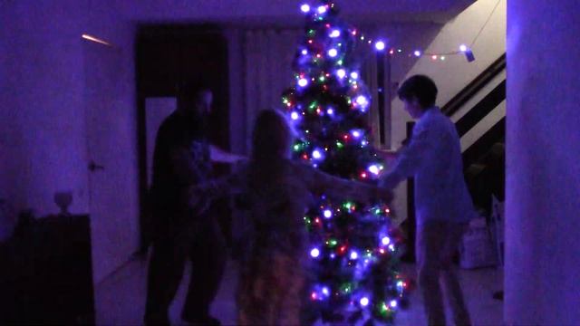 Аутизм. Влад. Новый год 2021 с друзьями. Потолок ледяной. смотреть онлайн