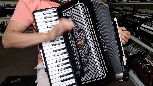 (VENDIDA) Acordeon 120 baixos Scandalli Farfisa Polifônica смотреть онлайн