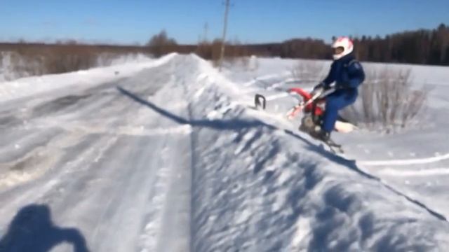 Тестдрайв гусеничного сноубайк комплекта для мотоцикла смотреть онлайн