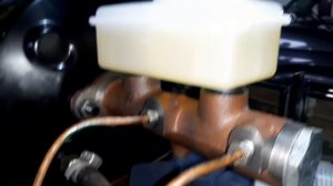 УАЗ Хантер. Замена ваккуумного усилителя и главного тормозного цилиндра.