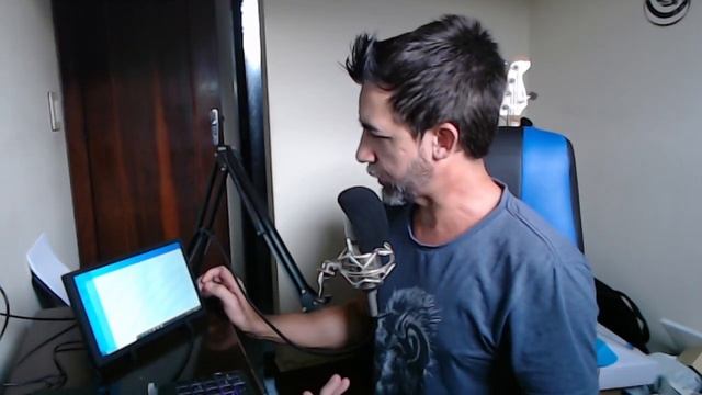 Comprei Será Que Valeu A Pena - Testando Mini Monitor e PC Mini Computador смотреть онлайн