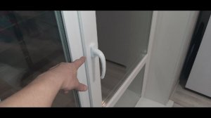 Дует с пластиковой двери. Как правильно отрегулировать окна/двери.