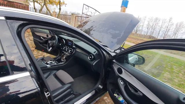 Mercedes C200d W205 смотреть онлайн