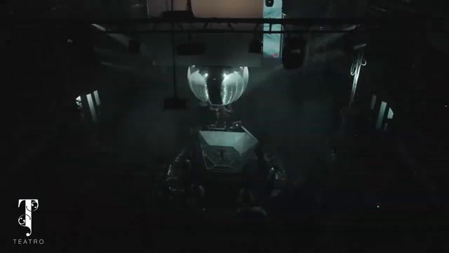 Маша и Валя из Универ танцуют drum and bass. смотреть онлайн