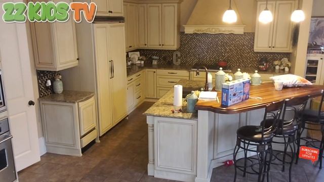 Get Out! (Abominable Snowman The Movie!) Parts 1, 2, 3 смотреть онлайн