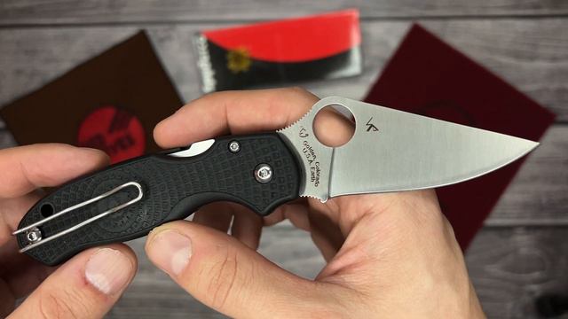 Реплика Spyderco Para 3 с чёрной рукоятью отличного качества
