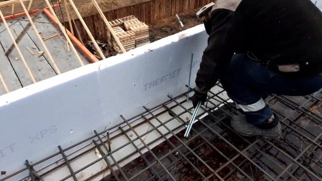 2. Часть Монолитное перекрытие Монтируем каркас смотреть онлайн