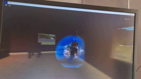 чем отличается  roblox pc от roblox pc скачанную с microsoft store