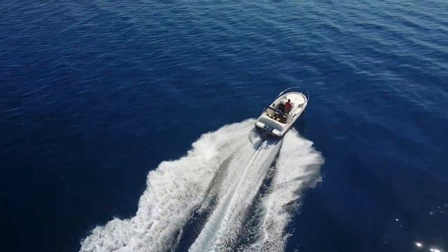 Aerial Video 1 Active Track Speed Boat with a DJI Mavic Pro Drone смотреть онлайн