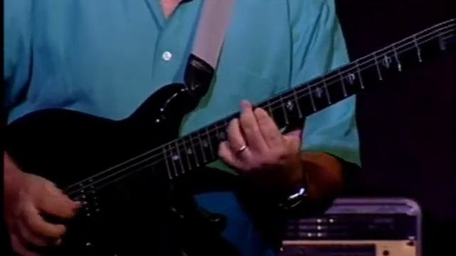 Frank Gambale - Concert With Class - part.3 (live) - drums - Steve Smith - da edge1607 смотреть онлайн