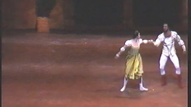 Elisabetta Armiato- Michele Villanova Bisbetica Domata by Cranko 1° act Pas the Deux смотреть онлайн
