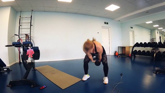 Жаркая и мокрая тренировка на рельеф и выносливость! Всего-то девять бёрпи) смотреть онлайн