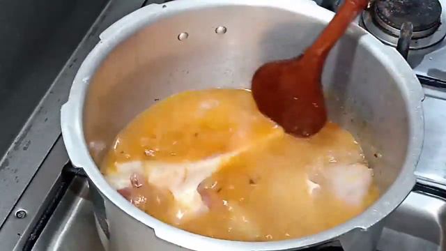 Bong Ka Salan || Beef Bong Recipe || How To Make Bong смотреть онлайн