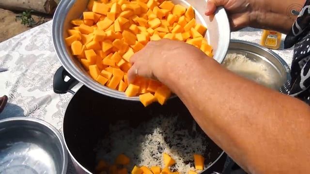 Бабушка готовит тыквенный рис и рыбу Азербайджанская Кухня Деревенская Кухня Рецепты смотреть онлайн