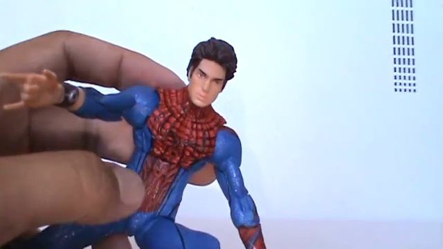 Marvel Select Spider-Man The Amazing Spider-Man Disney Store Exclusive Movie Figure Review смотреть онлайн