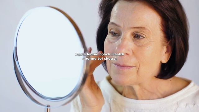Si Tu Mélanges du Vernis Avec de la Coquille D’oeuf écrasé, voici ce qui se Passe: 13 utilisations смотреть онлайн