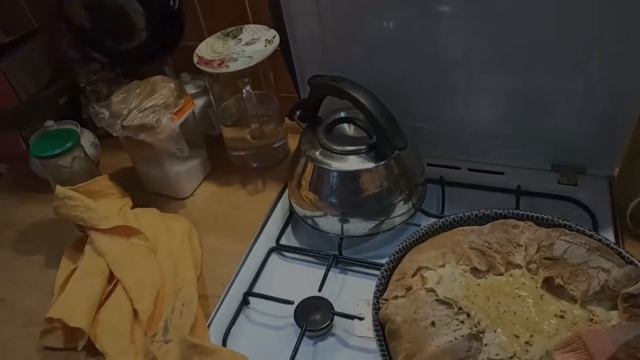 пирог с курицей , грибами и сыром смотреть онлайн