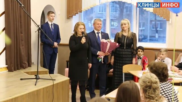 В Клинцах состоялся юбилейный вечер клуба «Созвездие» смотреть онлайн