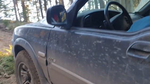 SsangYong Musso штурм горы.Подъема 75 градусов.Блокировка и дизель рулят Лучшие внедорожные качеств смотреть онлайн