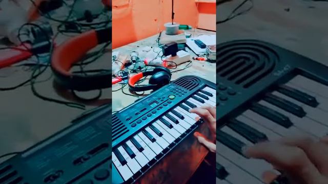 Om shanti om paino lead CASIO SA-47 смотреть онлайн