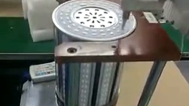 led corn bulb with autometically put waterproof glue on смотреть онлайн