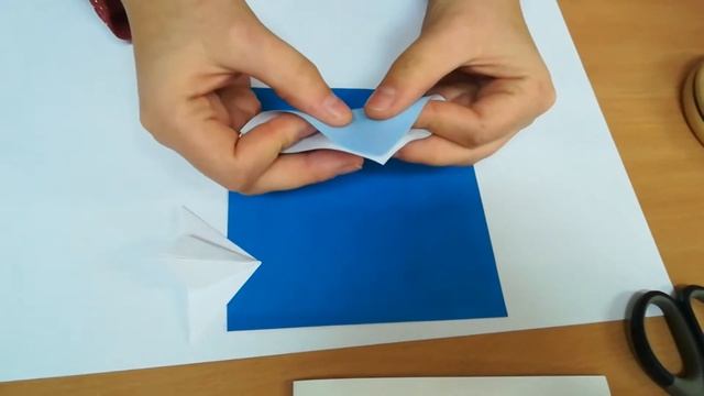 Мастер-класс: Открытка "Снежинка" (бумагопластика) смотреть онлайн