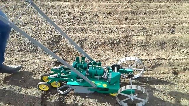 Посев моркови BABY CARROT СКР-3/2□5 ВАС52-10/3 (Δ 2,8 мм) смотреть онлайн