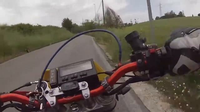 suzuki dr z 400 sm смотреть онлайн