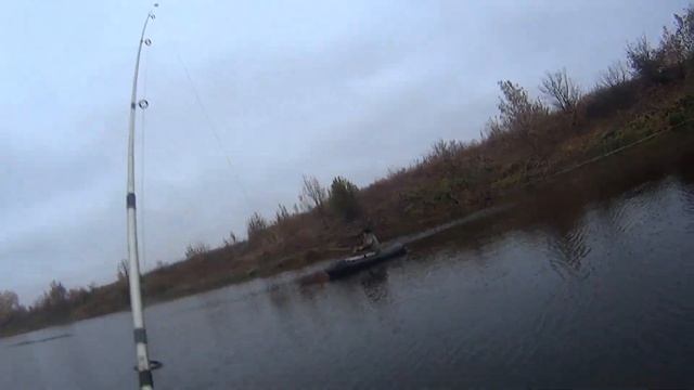 Рыбалка в старице реки Урал смотреть онлайн