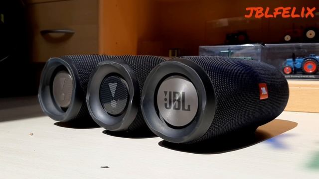 Jbl Charge 4 (GG), Pulse 3 (TS) and Charge 3 (GG) bass Test | 100% Normal Mode смотреть онлайн